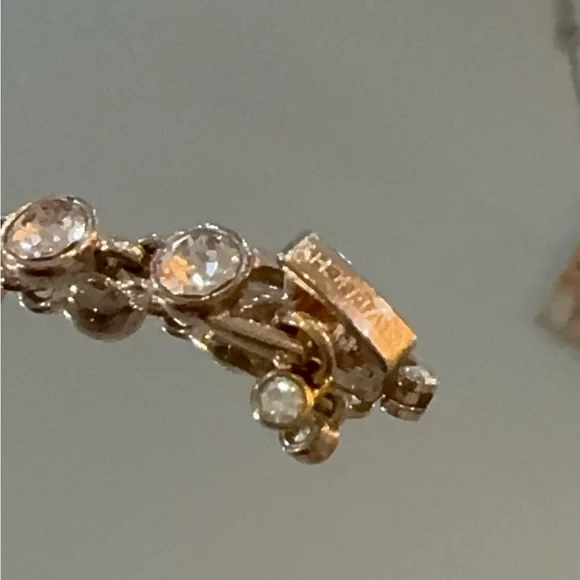 GIVENCHY Crystal Flex Bracelet - Picture 5 of 7